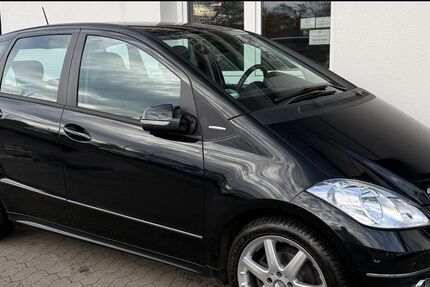 Mercedes-Benz A 180 92.900 km 9.990 &euro; Hamburg 20537