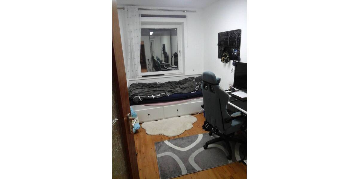 Etagenwohnung Glinde - 4 Zimmer, 95 m&sup2;, 1.295&euro; | Angebot:25703093