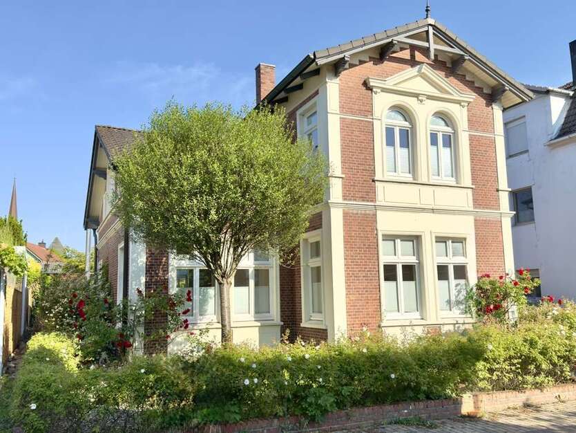 Haus zum Mieten in Wedel 2.000 € 149 m²