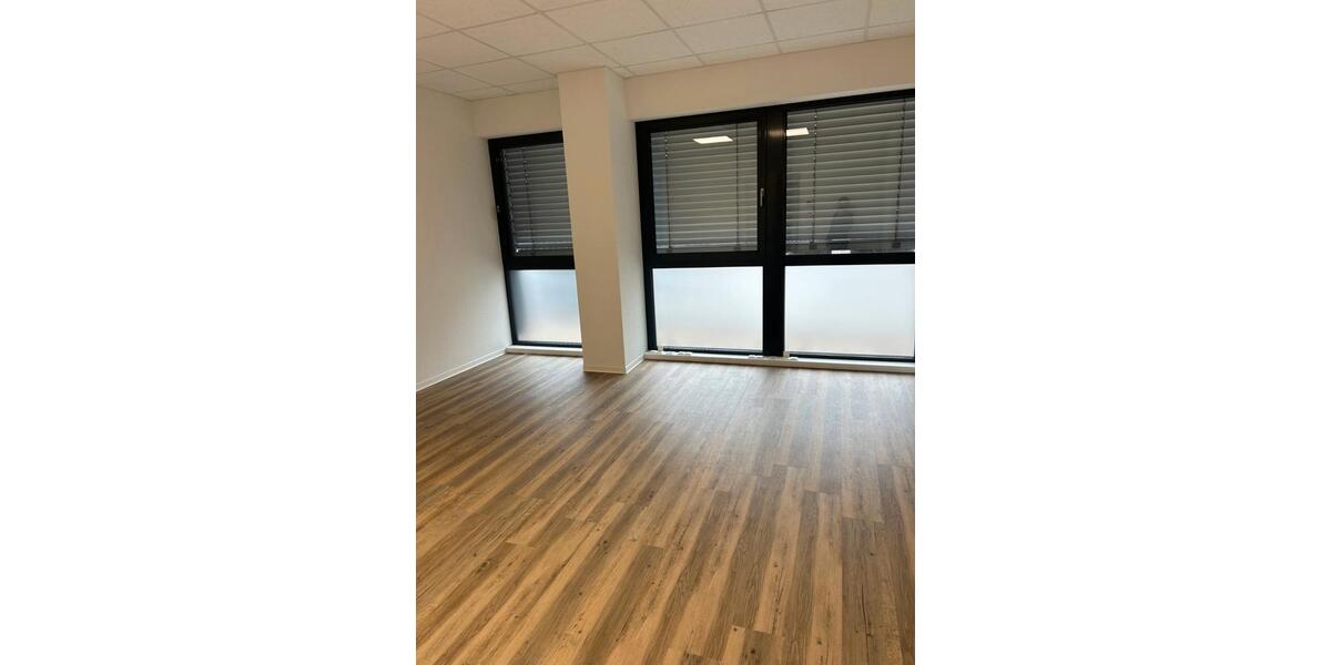 Gewerbeobjekt Henstedt-Ulzburg Ulzburg - 450&euro; | Angebot:26083985