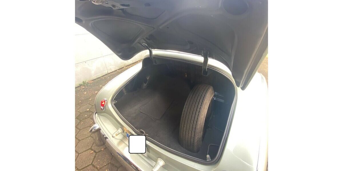 Chevrolet Fleetline DeLuxe 2100 50-1007 15.500 km 24.999 € Hamburg 22339