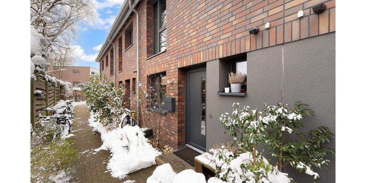 Modern, nachhaltig & kindgerechtes Wohnen: Familienglück in Alt-Osdorf 5 zimmer