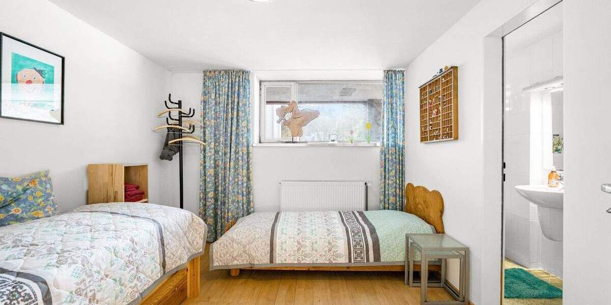 Etagenwohnung Hamburg Volksdorf - 4 Zimmer, 272 m&sup2;, 1.190.000&euro; | Angebot:25732027