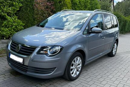 VW Touran 228.000 km 4.750 &euro; Hamburg 22177