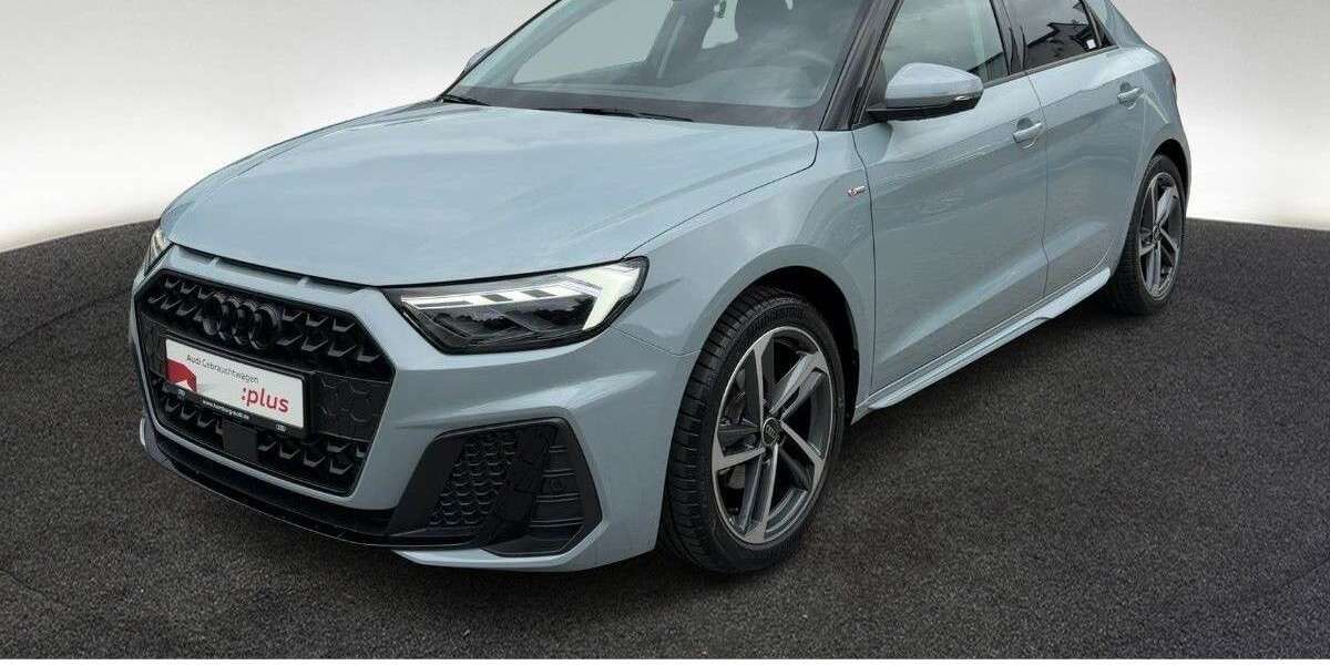 Audi A1 1.006 km 27.921 &euro; Hamburg 22419