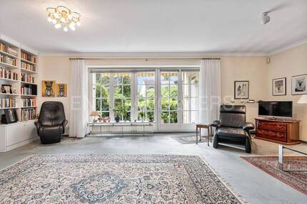 Stilvoll wohnen in Marienthal - Großzügige 4 Zimmerwohnung mit sonniger Südwest-Terrasse und Tiefgaragenstellplatz