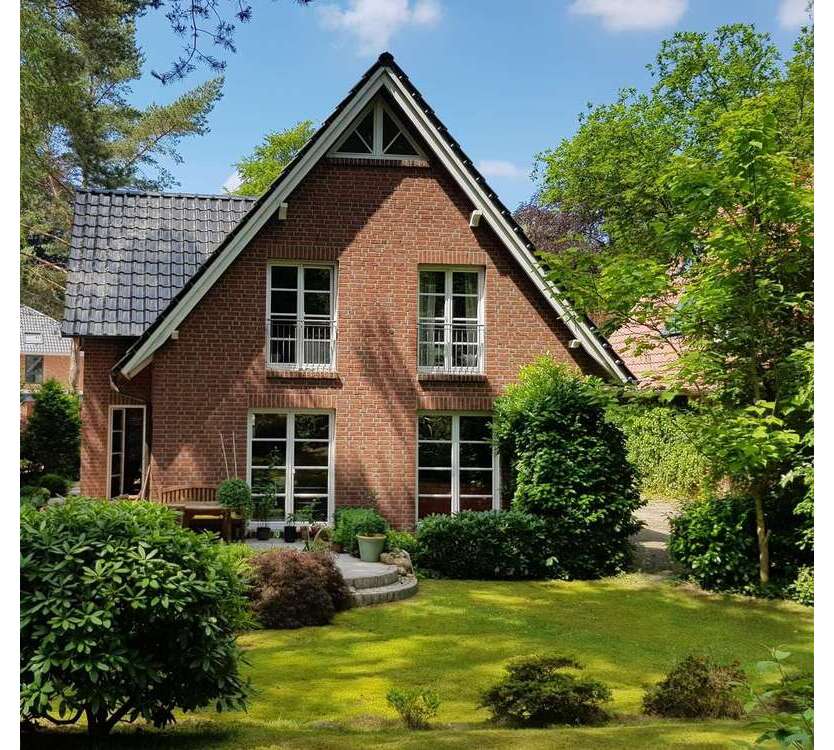 Haus zum Kaufen in Hamburg 1.300.000 € 200 m²