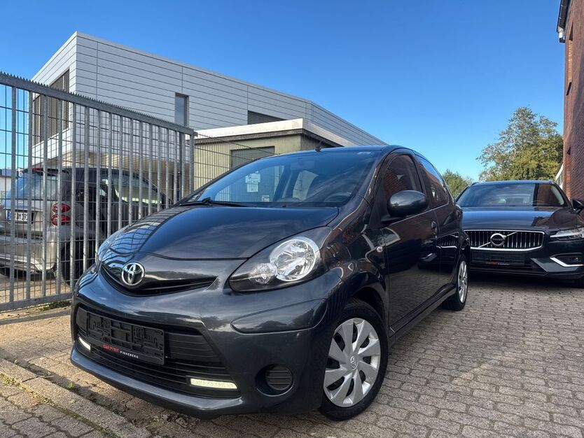 Toyota Aygo (X) 150.000 km 4.790 € Pinneberg 25421