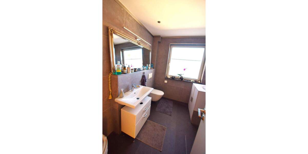 Gewerbeobjekt Quickborn - 4 Zimmer, 208 m&sup2;, 595.000&euro; | Angebot:25727655