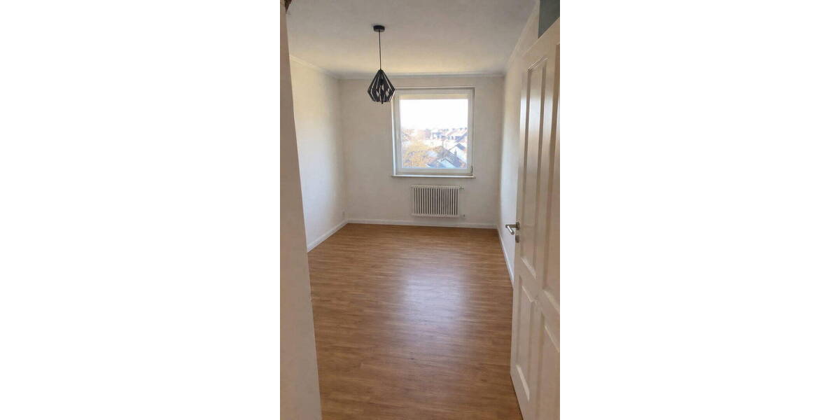 Etagenwohnung Reinbek Neuschönningstedt - 4 Zimmer, 91 m&sup2;, 325.000&euro; | Angebot:26484209