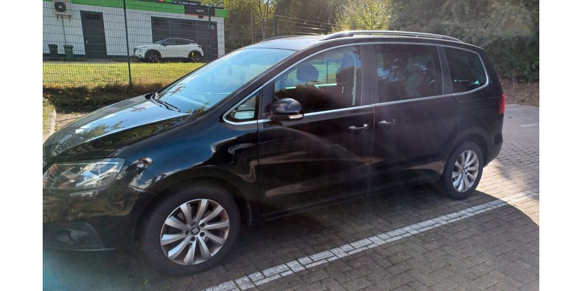 Seat Alhambra 130.000 km 19.900 &euro; Hamburg 22119
